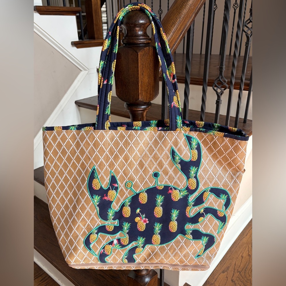 Vera Bradley Beach/Pool Bag in RETIRED Toucan Party